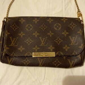✨️💎Authentic Louis Vuitton Favorite MM monogram Bag (Excellent Condition)